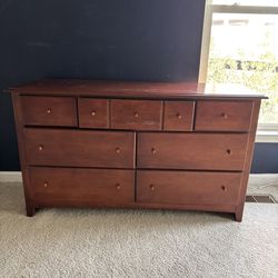 Free dresser