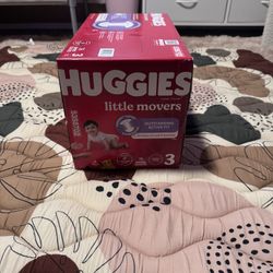 Size 3 Huggies Little Movers