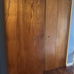 Bifold doors 72” w tracking