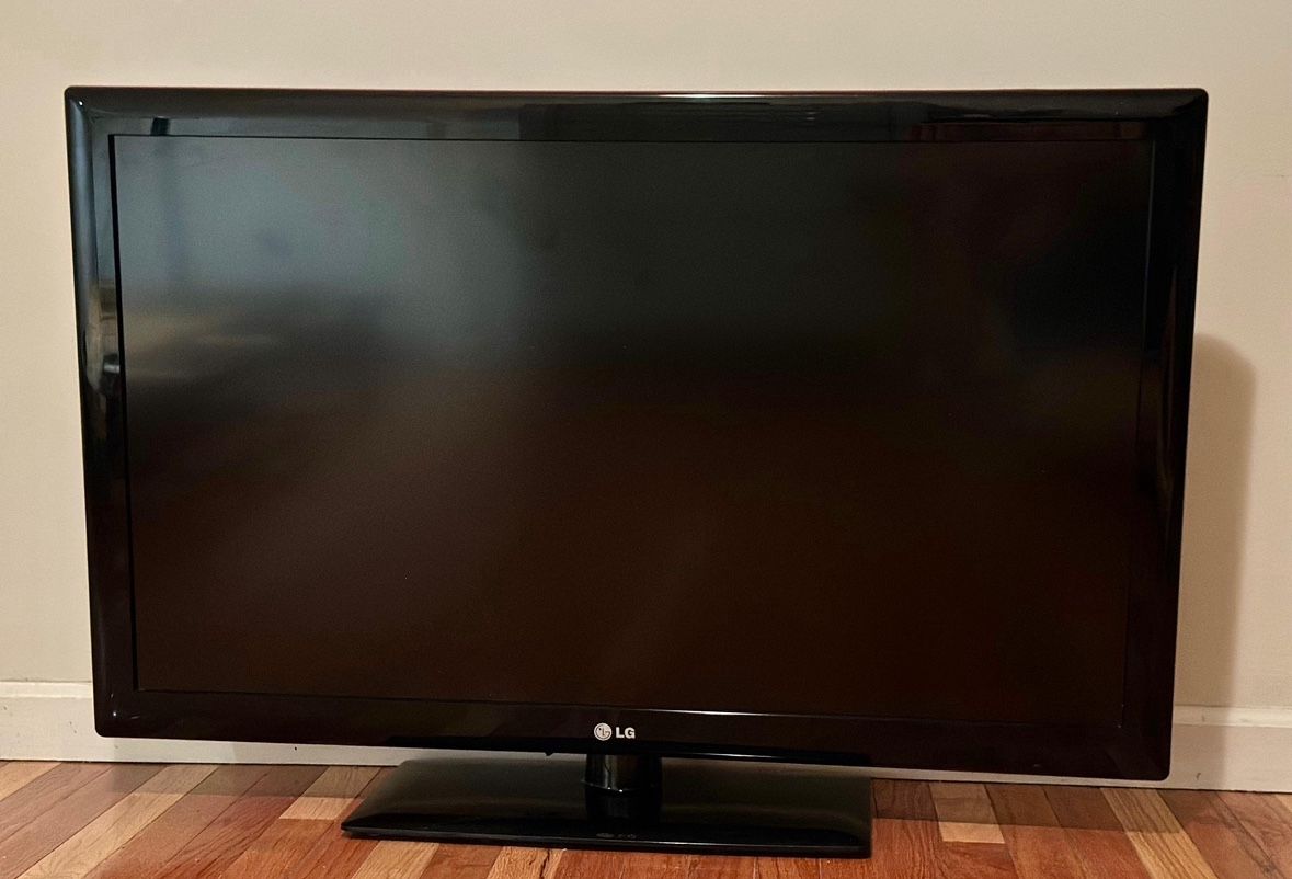 LG TV 42”
