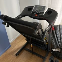 MaxKare Treadmill with Auto Incline Folding Treadmill Automatic 12% Incline surface 