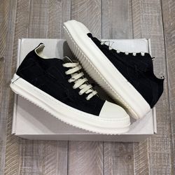 Rick Owen Distressed Sneaker