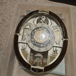 Clock, Seiko's Melodies in Motion Clock