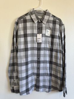 Men’s Plaid Button Up