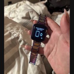 LOW PRICE MOVING- APPLE IWATCH SERIES 3