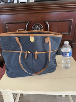 MICHAEL KOR TOTE/ HANDBAG/ PURSE 