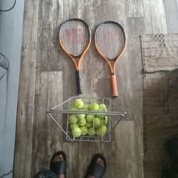 2 Tennis Rackets & Balls