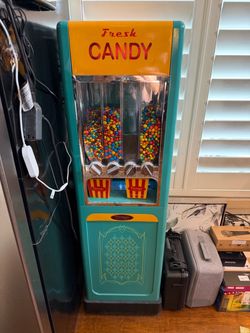 Lighted Retro Candy Machine