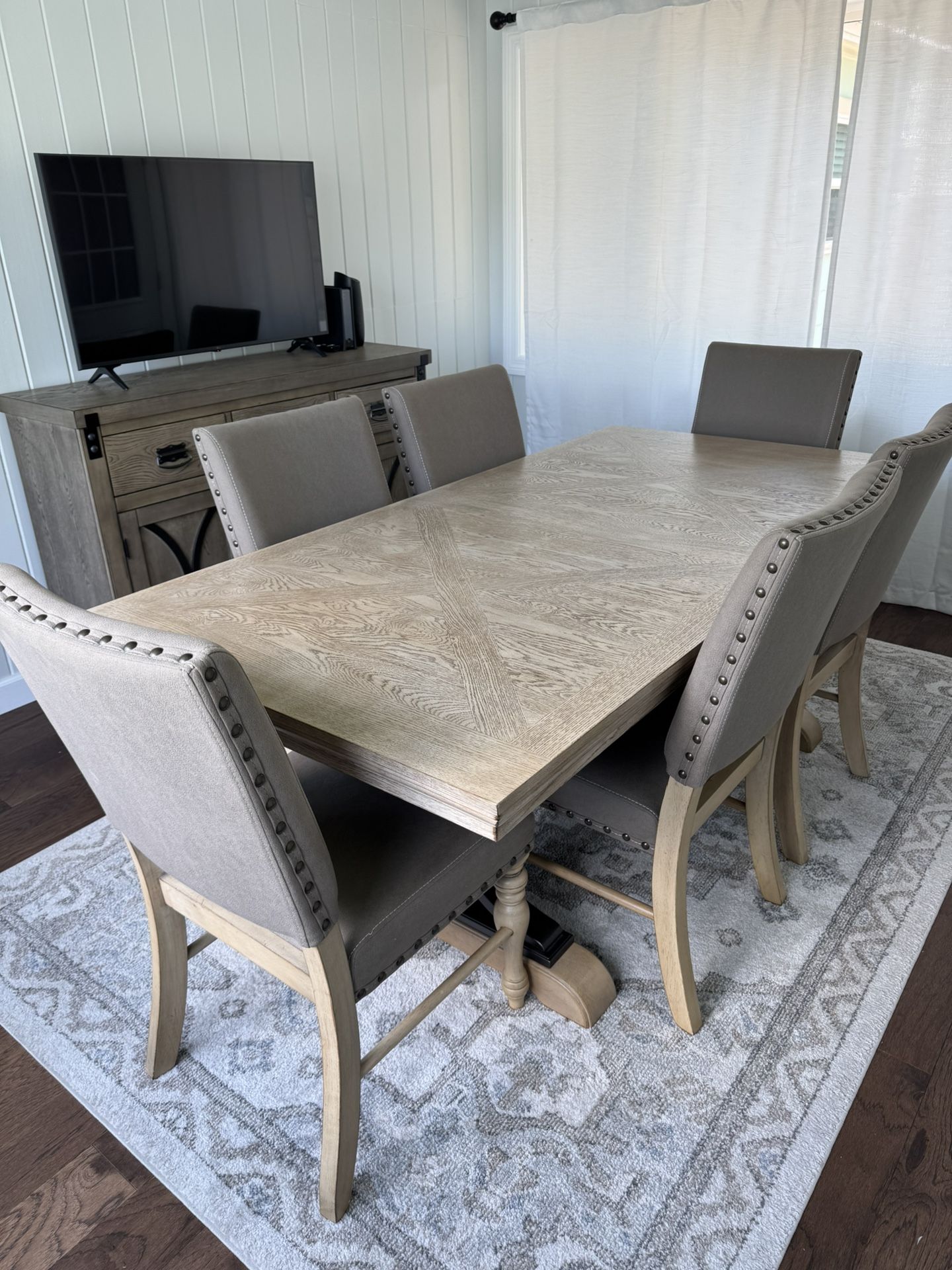 Dining Table Set W/ Cabinet