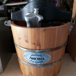ICE CREAM MAKER