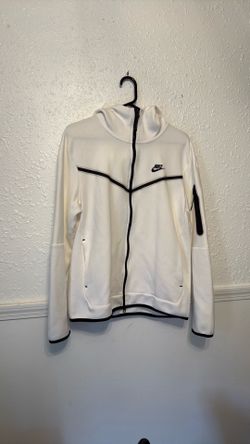Men’s Nike Tech sweatshirt size Large