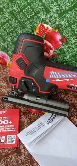 Milwaukee
M18 FUEL 18V Lithium-Ion Brushless Cordless Barrel Grip Jig Saw (Tool Only)