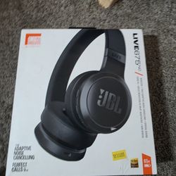 JBL Live 675NC Wireless True Adaptive Noise-Cancelling On-Ear Headphones 
