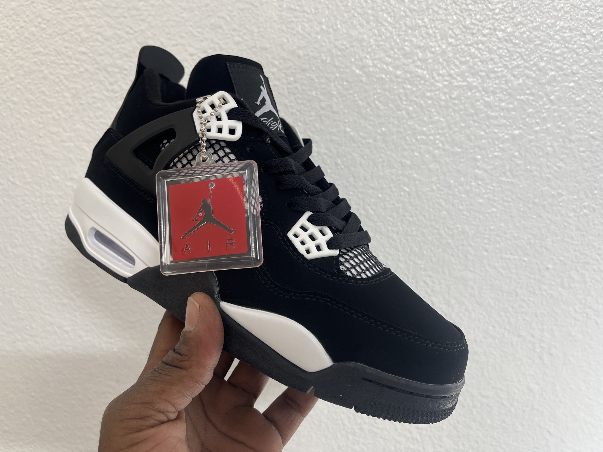 Jordan 4 Retro White Thunder