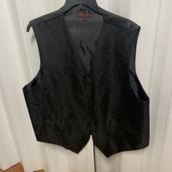7 Vests Some Xl XXL Good Condition 