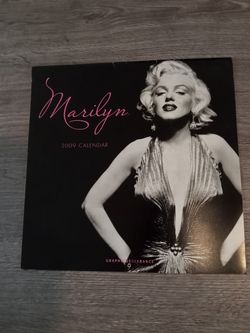 VINTAGE  MARILYN MONROE  CALENDAR  2009 EXCELENT CONDITION 