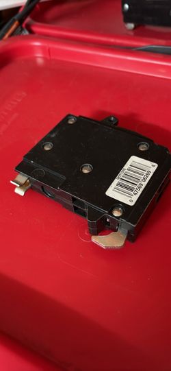 Square D Tandem 15 amp QOT1515 circuit breakers 9 in all.