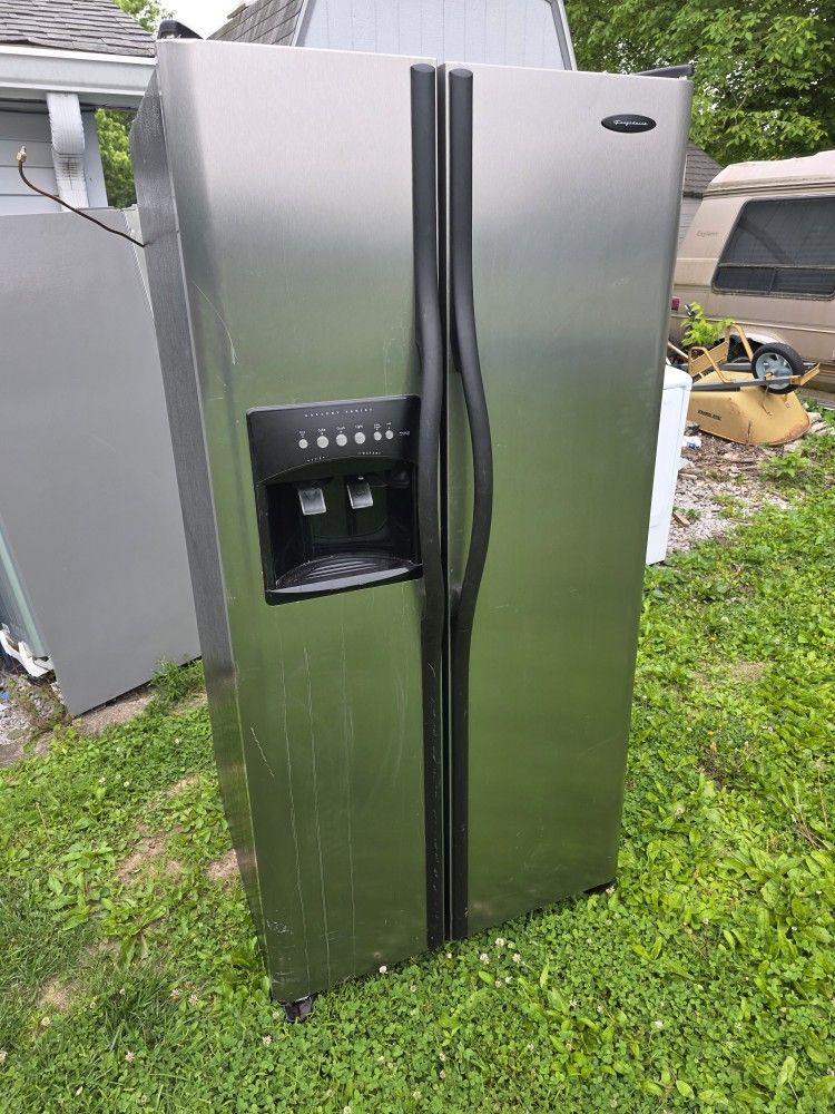 Side By Side Refrigerator stainless steel