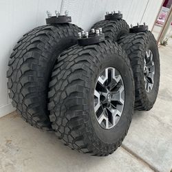 Rines TRD llantas 285/75R16 M/T l