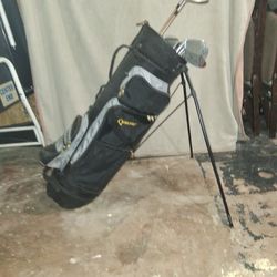 Quazar Club Bag With Clubs
