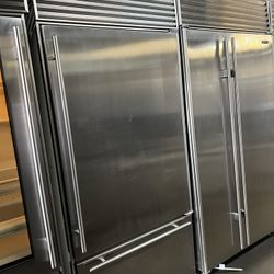 Sub Zero 36”Wide Built In Stainless Steel Bottom Freezer Refrigerator