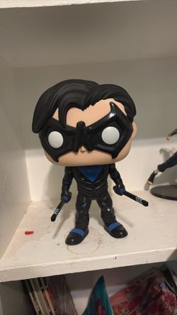 NIGHTWING FUNKO POP