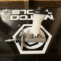 Master Cylinder Toyota Tacoma (96-04)