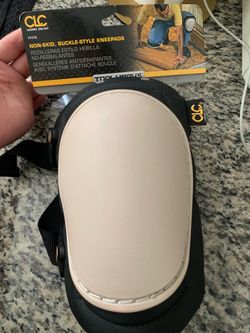 Knee pads