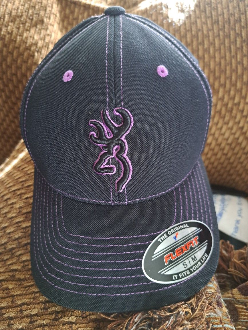 Brand new women's Browning cap selling for $9