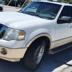 2010 Ford Expedition