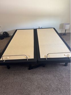 Adjustable bed frame