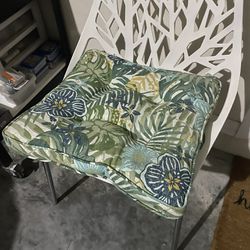 2 Spring Outdoor Seat Cushions