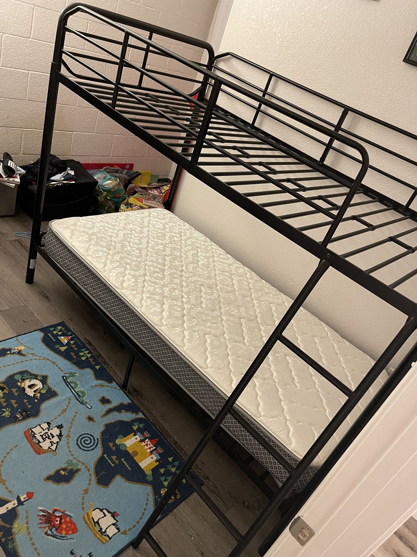 Twin Over Twin Metal Bunk Bed ****Pending Pick Up**** for Sale in