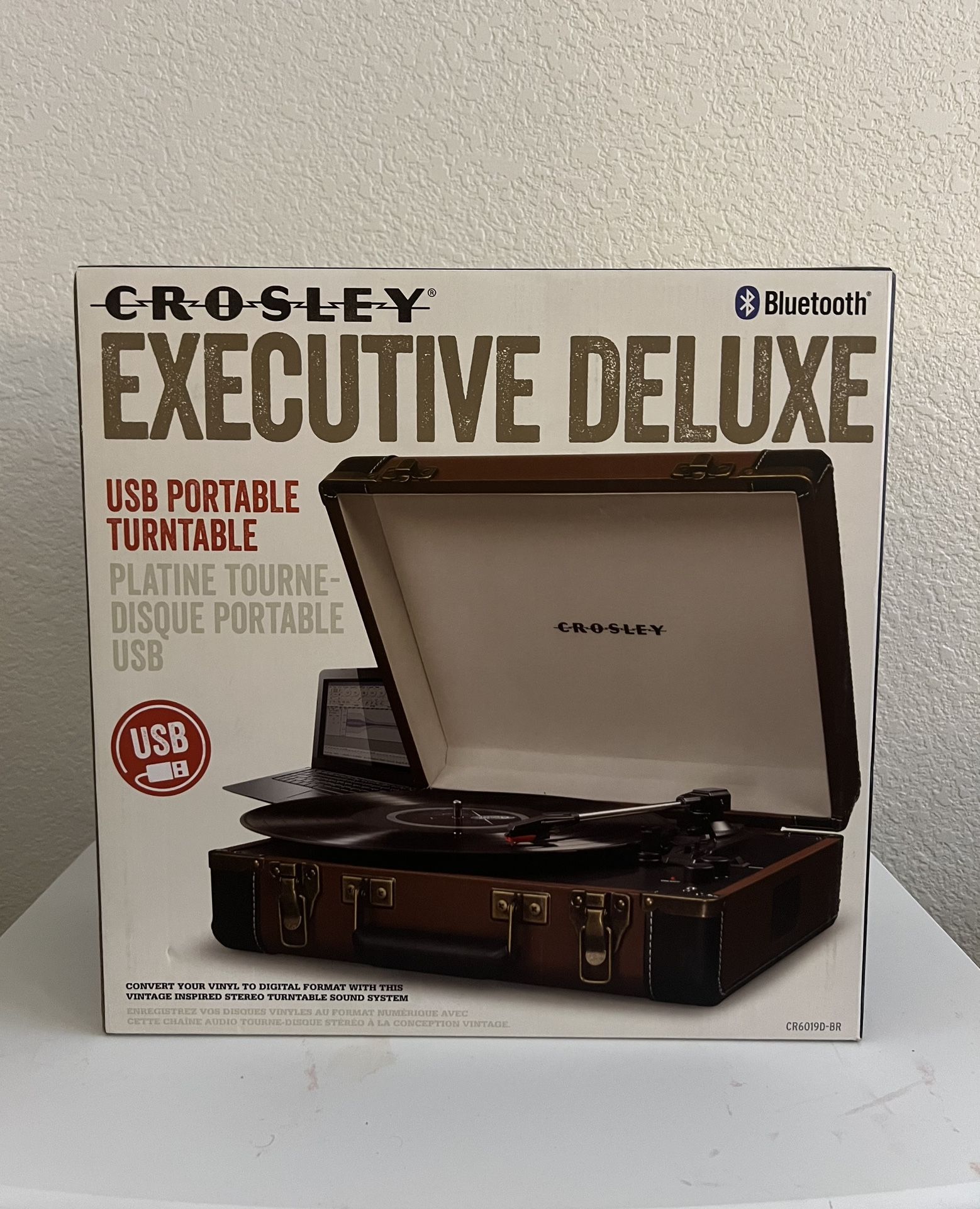 Brown Crosley Record Player