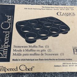 Pampered chef stoneware muffin pan