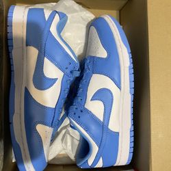 Nike Dunks Unc Size 9.5