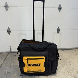 Dewalt Rolling Tool Bag