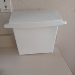 Commercial Sanitary Napkin Receptacle