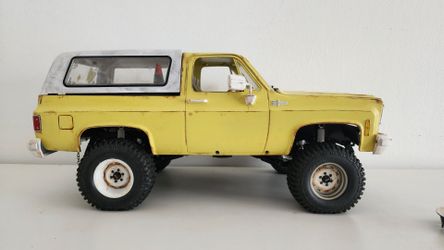 RC4WD chevy Blazer k5 1/10 RC  like new.