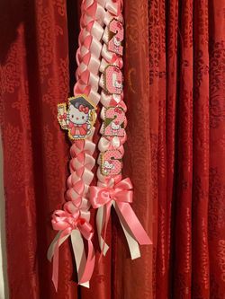 Graduation leis