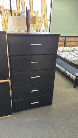 Jumbo chest