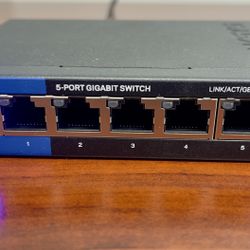 LINKSYS SE3005 V2 Ethernet Switch 5 Ports