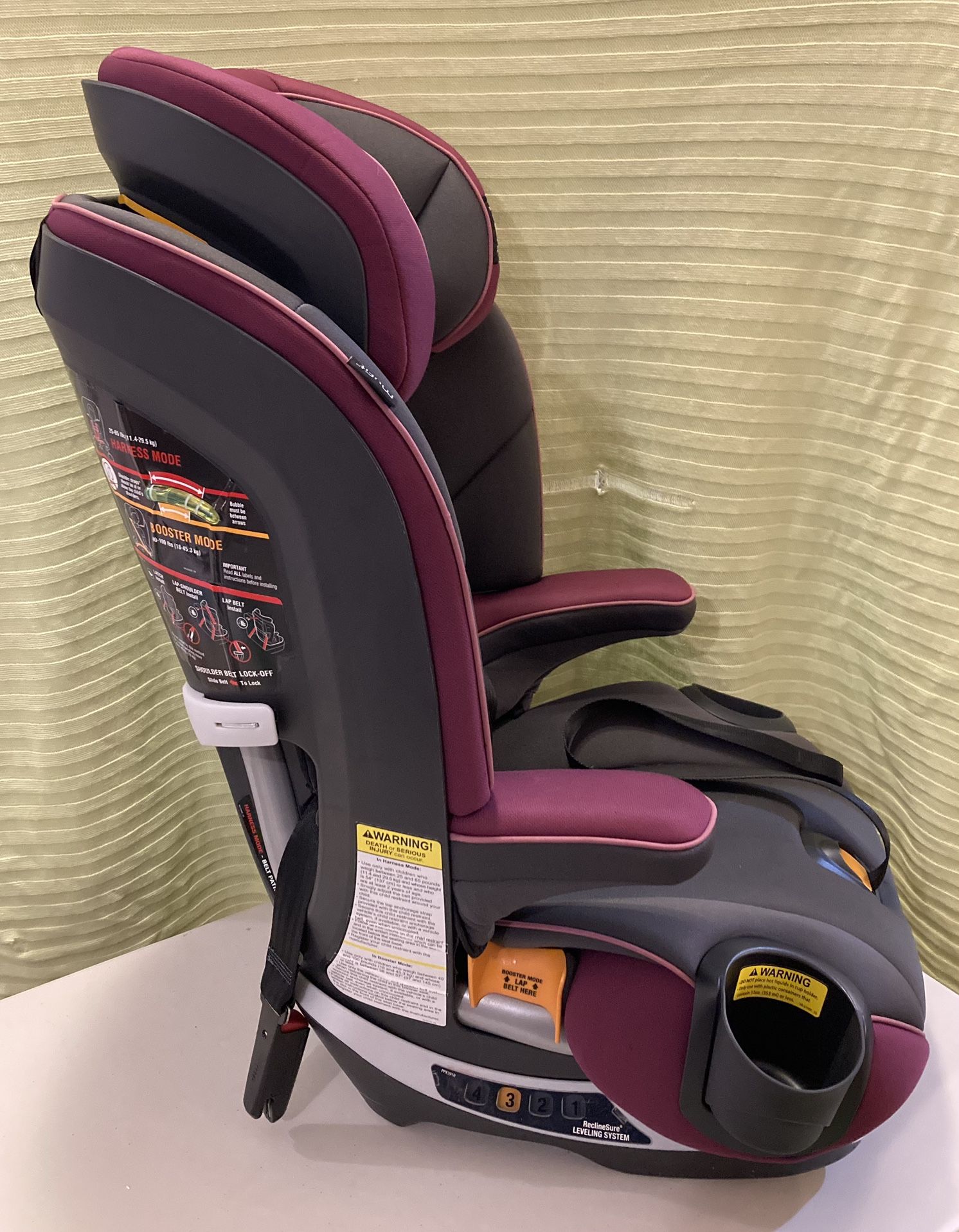 Chicco MyFit Harness + Booster Car Seat Gardenia for Sale in