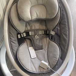 Munchkin Baby Swing Almost New