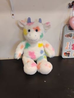 Cow build a bear rainbow made in 2023
