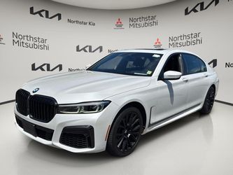 2022 BMW 740