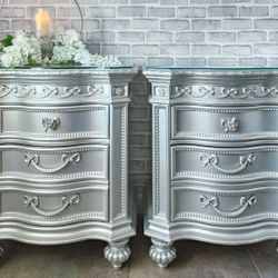 🌹STUNNING Princess Nightstands🌹