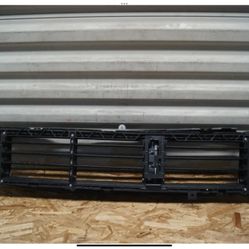 2019 HONDA HRV HR-V RADIATOR SHUTTER GRILLE OEM