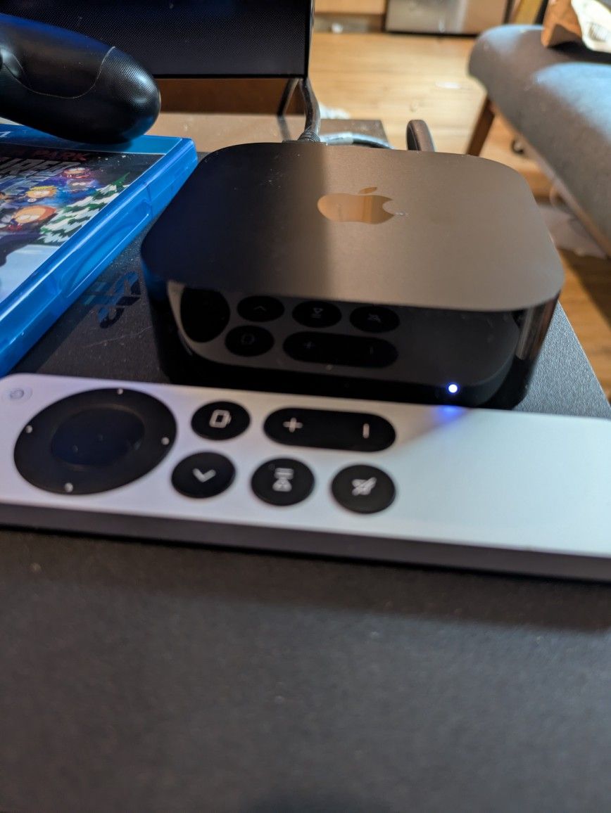 Apple TV 4K 3rd Gen 128GB + Nimbus Steelseries Controller