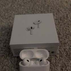 AirPod Pros (New)